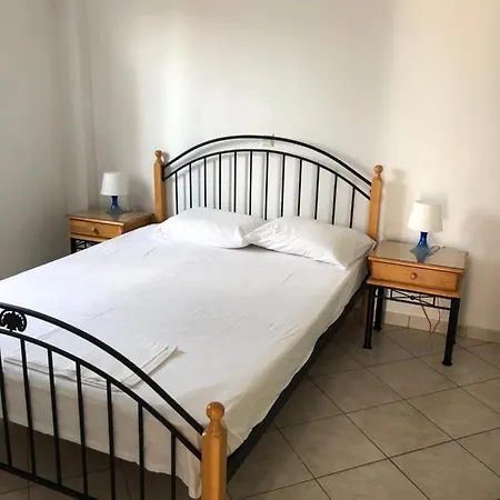 Holiday home Almyro